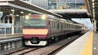 E531系0番台K451編成が赤塚駅を発車するシーン