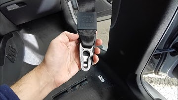 Audi A4 B8 - How to detach the seat-belt from the front seat