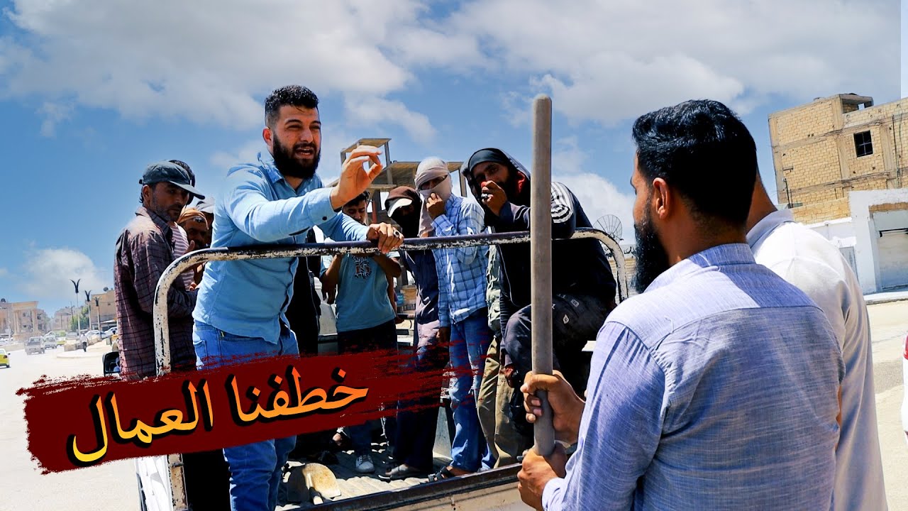 Рабочих повезли строить дом для сирот, и это было неожиданностью.