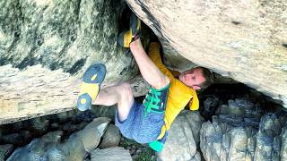 Download Lagu Attempting desperate unclimbed crack project in South Africa MP3 Download Lagu Attempting desperate unclimbed crack project in South Africa MP3