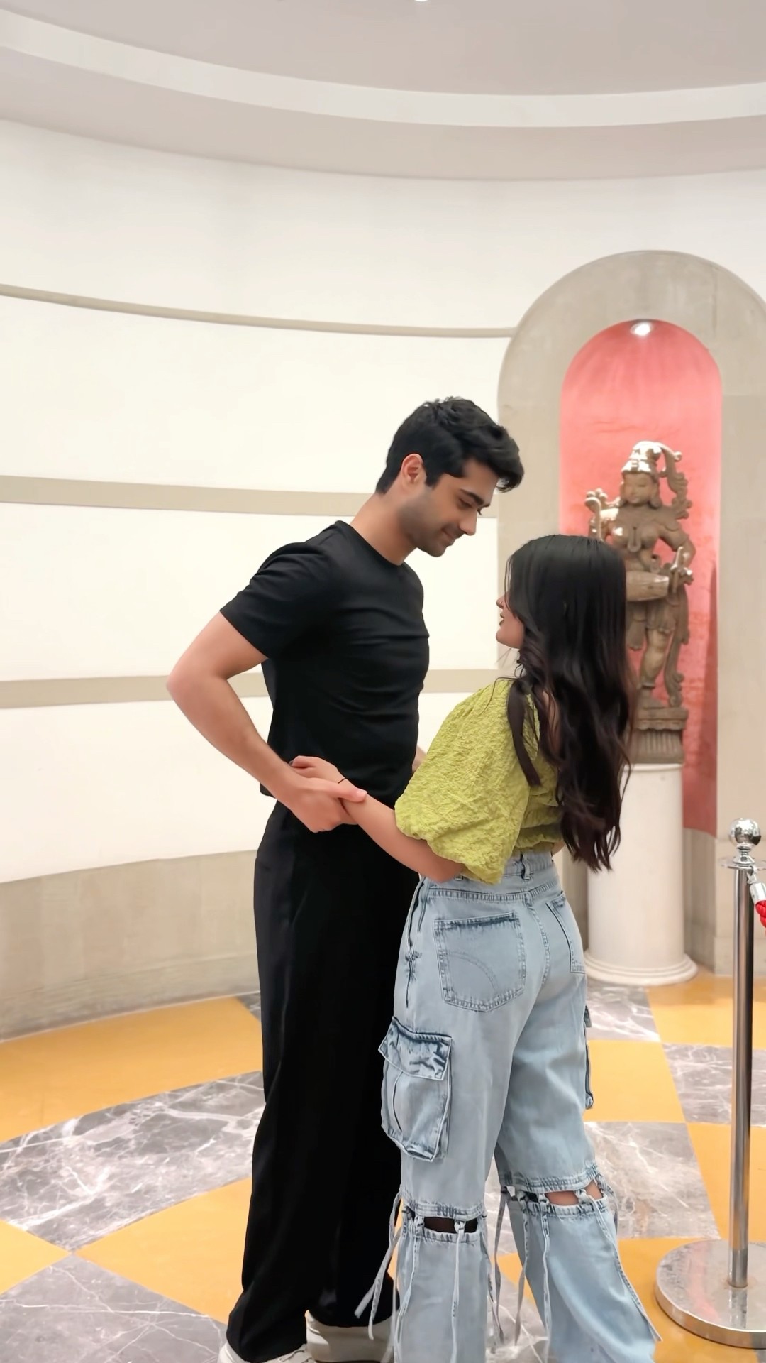 ?❤️||wait for the end || tiyaa|| taaruk raina|| ahsaassy #mismatched #netflix #shorts #mismatched3