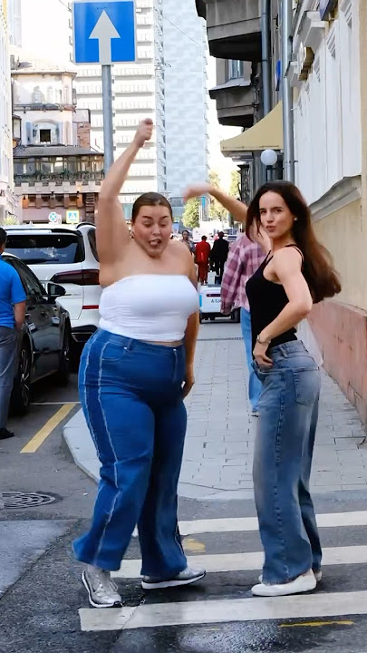 Үйдегі есек Тек үлкен мүшесінің порно фотолары