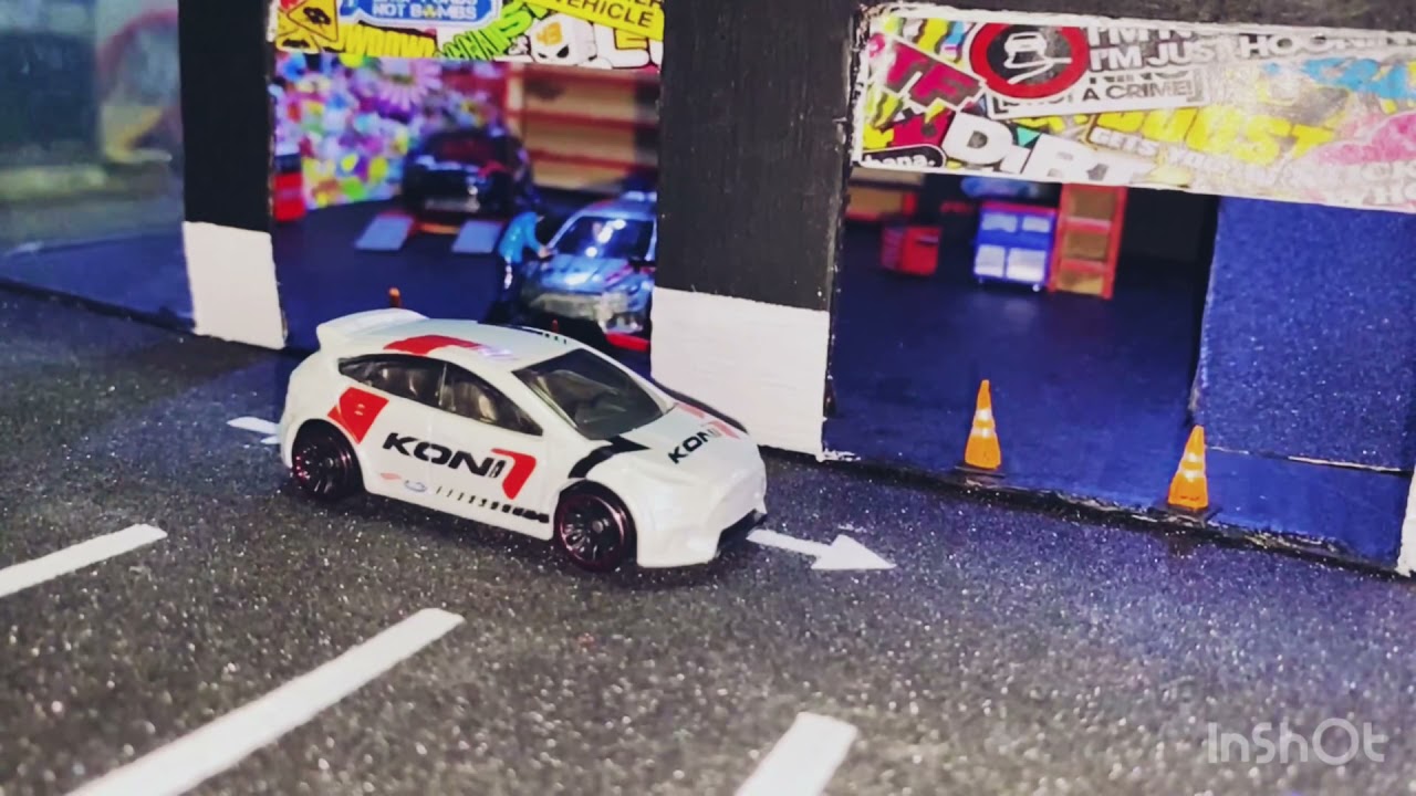 Hotwheels Ford Focus RS (Koni edition mainline )