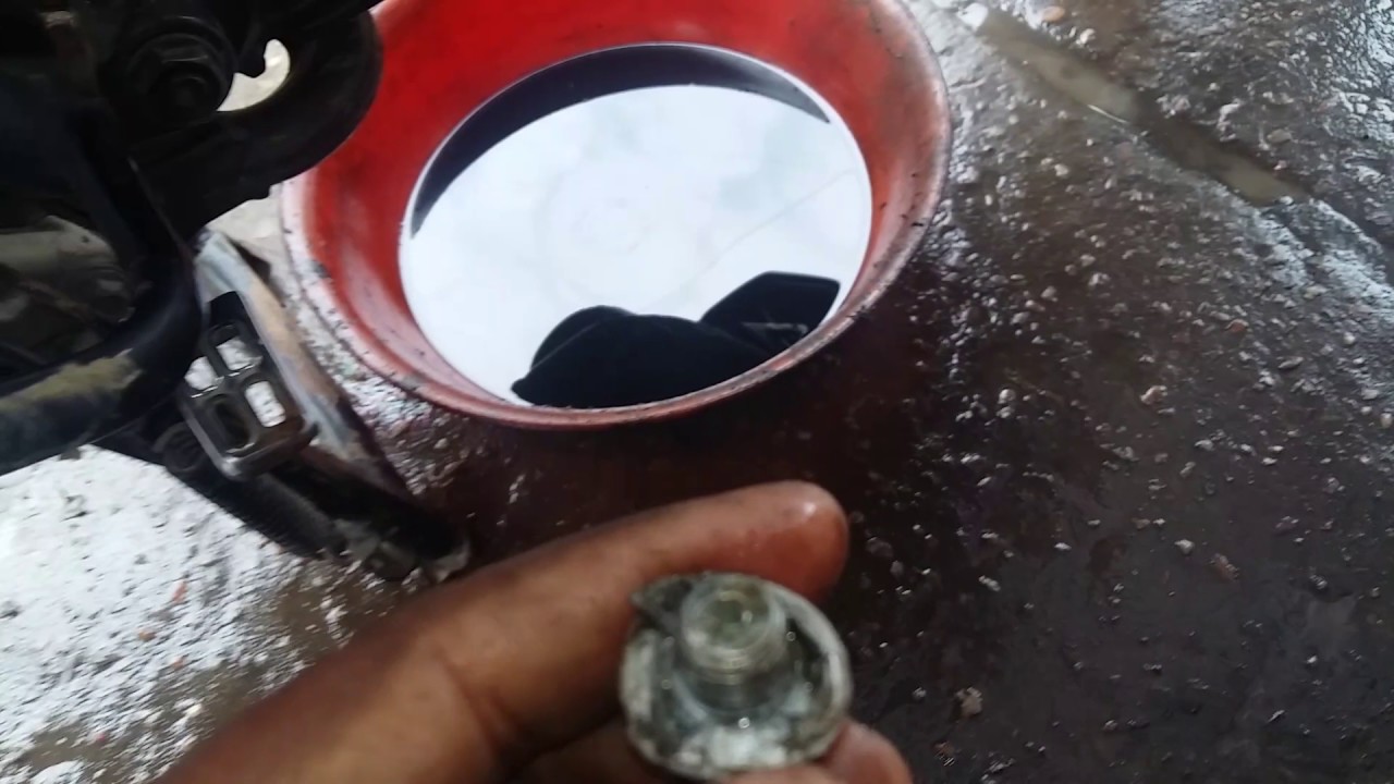 Como evitar q el tapón no bote aceite cundo este dañado. recurso casero YouTube Como evitar q el tapón no bote aceite cundo este dañado. recurso casero YouTube