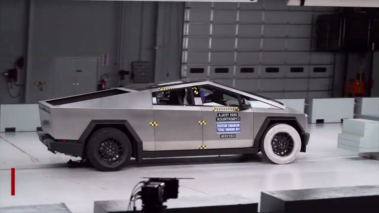 2025 Tesla Cybertruck - Updated Moderate Overlap IIHS Crash Test | Motor Continent