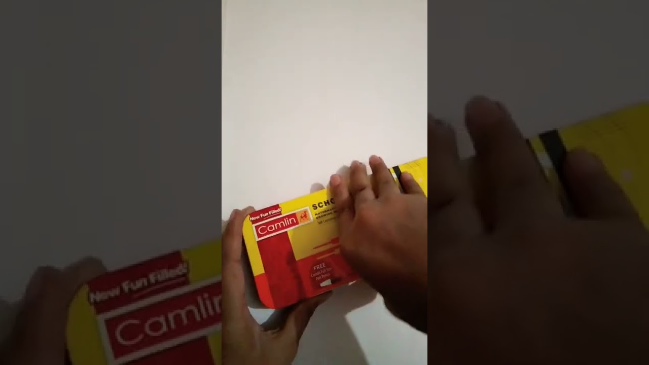 unboxing mathematical Drawing Instrument box