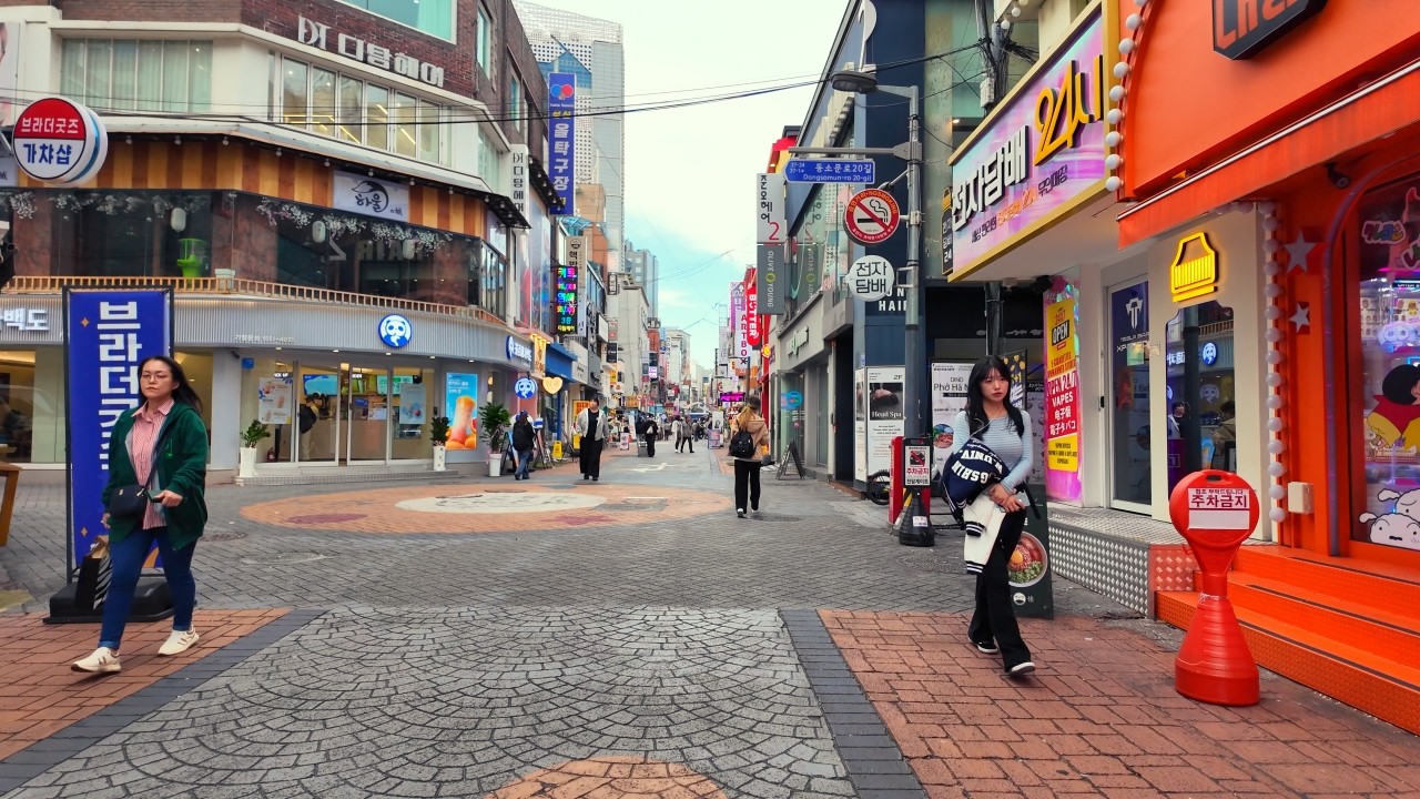 Экскурсия по Сеулу | Прогулка от станции Бомун до станции Женского университета Соншин | 4K HDR