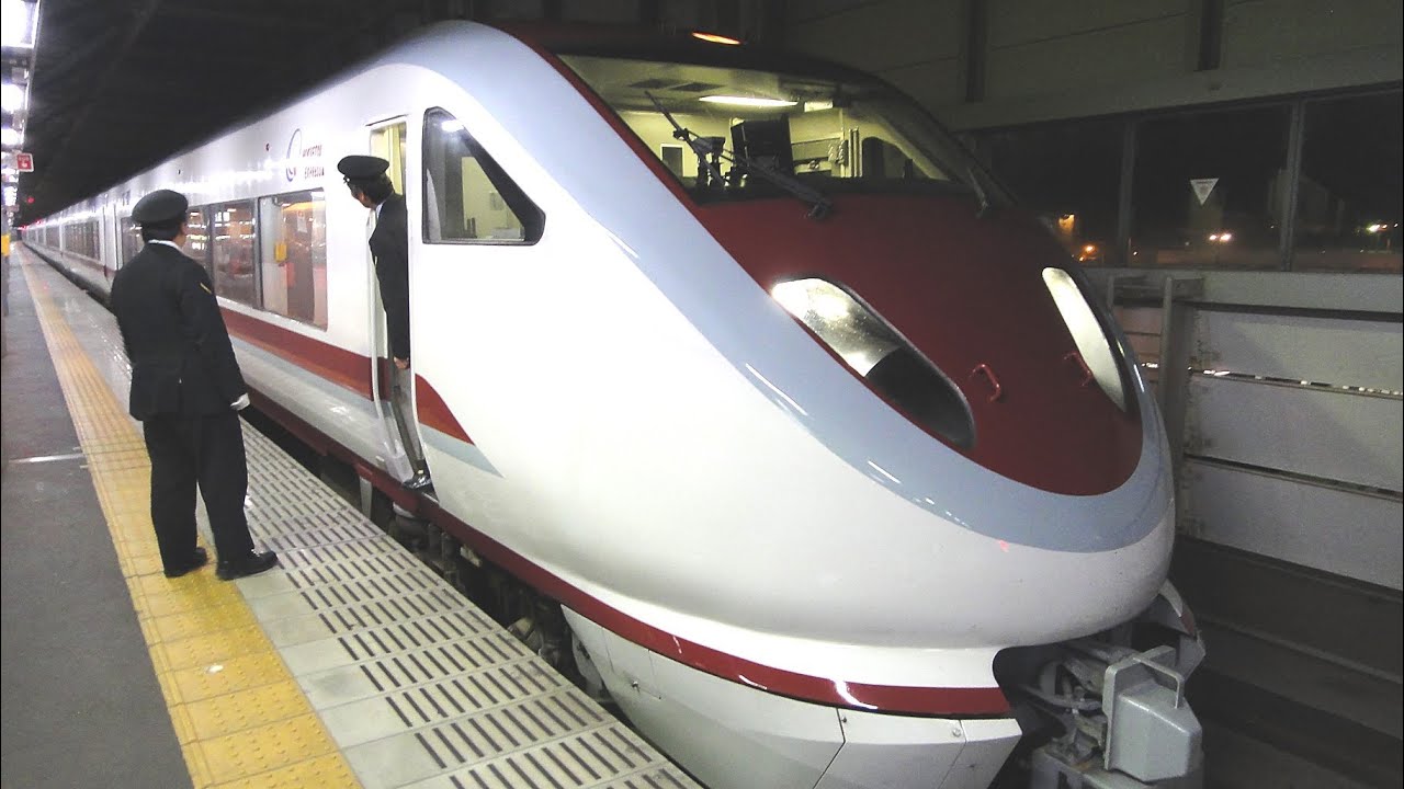 特急はくたか24号（福井行き）スノーラビット（683系8000番台）9両編成