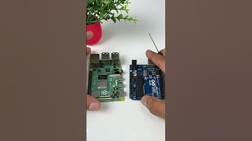 Arduino VS Raspberry Pi (in Hindi)