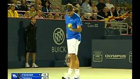 Federer four aces in a row