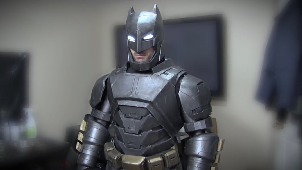 Batman V Superman Cosplay Foam Armor - Painting Timelapse - YouTube