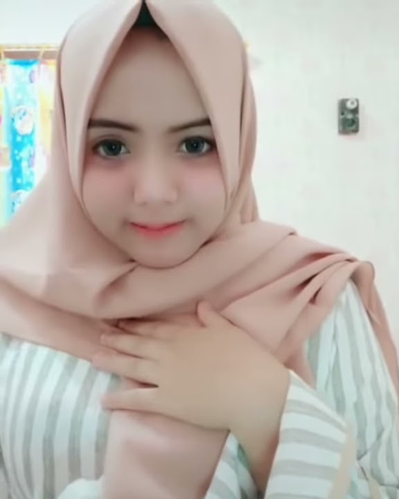 story wa cewek cantik hijab imut