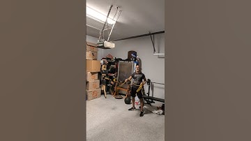 Hitting the Target with a rope dart using a left inside knee shot