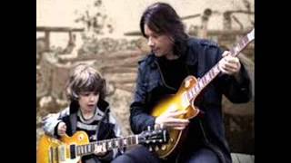 Watch John Norum Let It Shine video