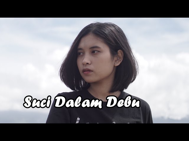 Suci Dalam Debu Cover & Lirik - Saleem Iklim | Elma Bening Musik class=