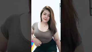 Astaga🤣Luar Biasa Goyangan Tante Ini#shorts