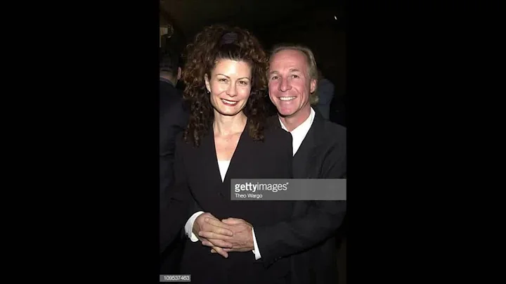 Stern 1993 Goofing on Jackie and Nancy's Christmas...