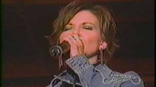 Martina McBride - 03  Harper Valley PTA - Jamboree In The Hills 2003 chords