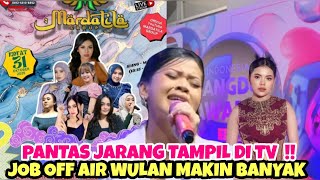 No wonder Wulan rarely appears on TV. Her off-air schedule is actually quite busy!