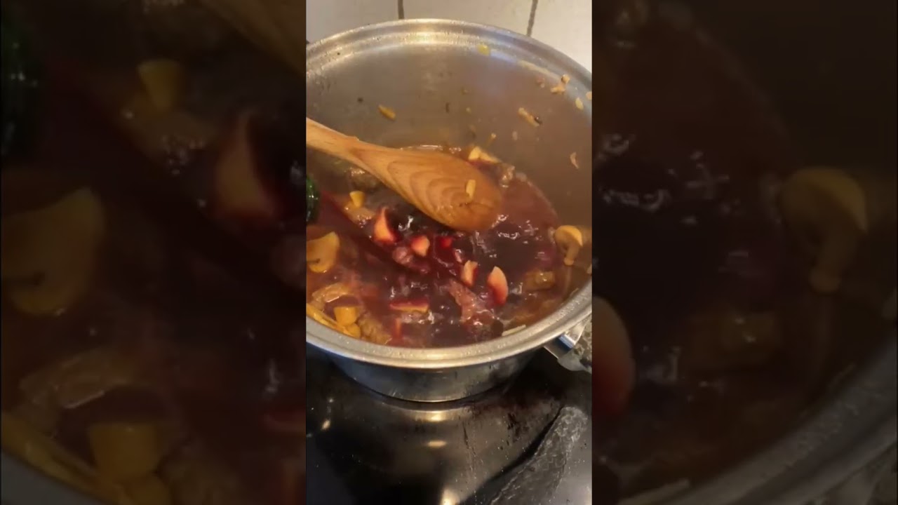 Rinder Geschnetzeltes mit Rösti - YouTube Rinder Geschnetzeltes mit Rösti - YouTube