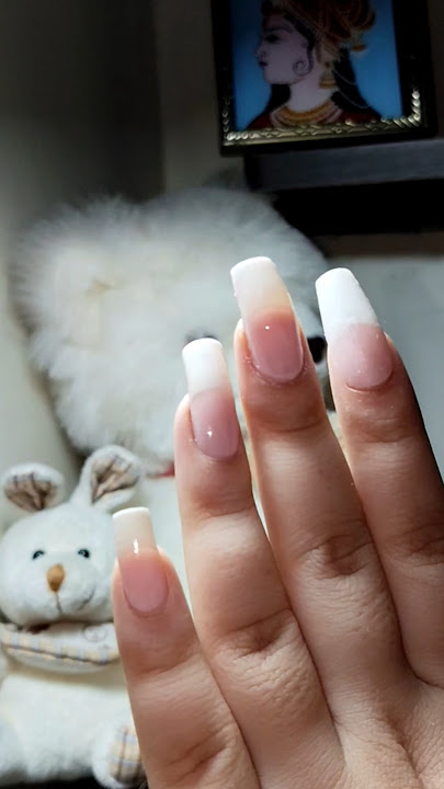 wavy design #nailart #simplenails #nails #pinknaildesigns #nightview