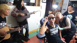 Download lagu Ngiler Band Featuring Kent Tattoo Ngiler Songs Medley Ngiler Band Featuring Kent Tattoo Ngiler Songs Medley