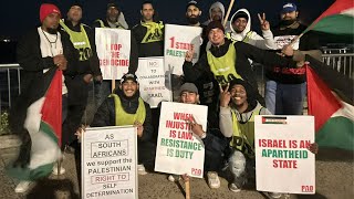 Download Lagu South African Activists Block Suspected Israeli Arms Ship at Durban Port MP3 Download Lagu South African Activists Block Suspected Israeli Arms Ship at Durban Port MP3