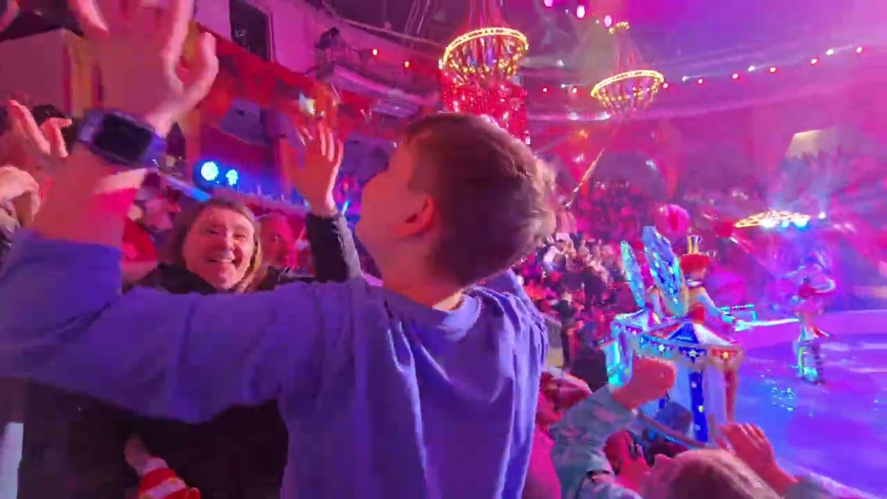 BURLESQE Circus Show