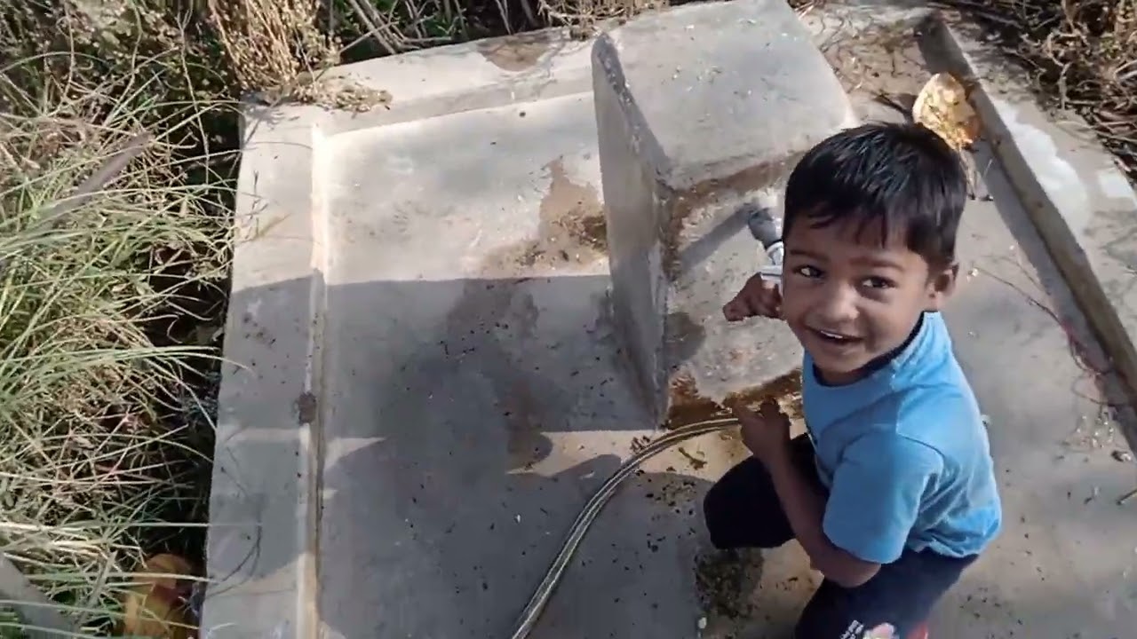 🌾 हम और गोलू ने मिलकर बीज में इतना पानी पटाया 💪 | गांव की खेती Vlog