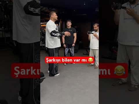 Şarkıyı bilen var mı ? 😂😇
