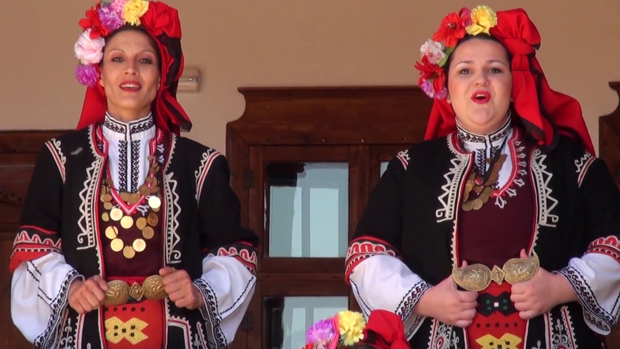 Фолклорен ансамбъл 