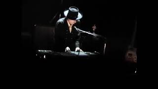 Bob Dylan, video with audio upgrade, Cry A While, Manchester, England, 2005