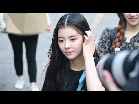 190830 ITZY(있지) 리아 - KBS 뮤직뱅크 퇴근길 by ODS