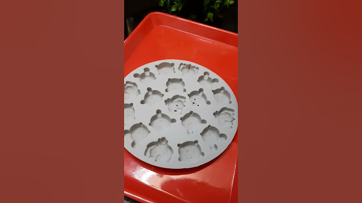 🐻‍❄️ Trying Out a Cute Animal Chocolate Mould #shorts #homemadechocolates
