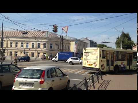 Ижевск, проезд автобуса на красный Ижевск, проезд автобуса на красный