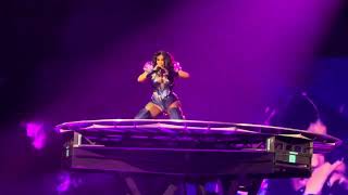 Cardi Performing Bartier Cardi