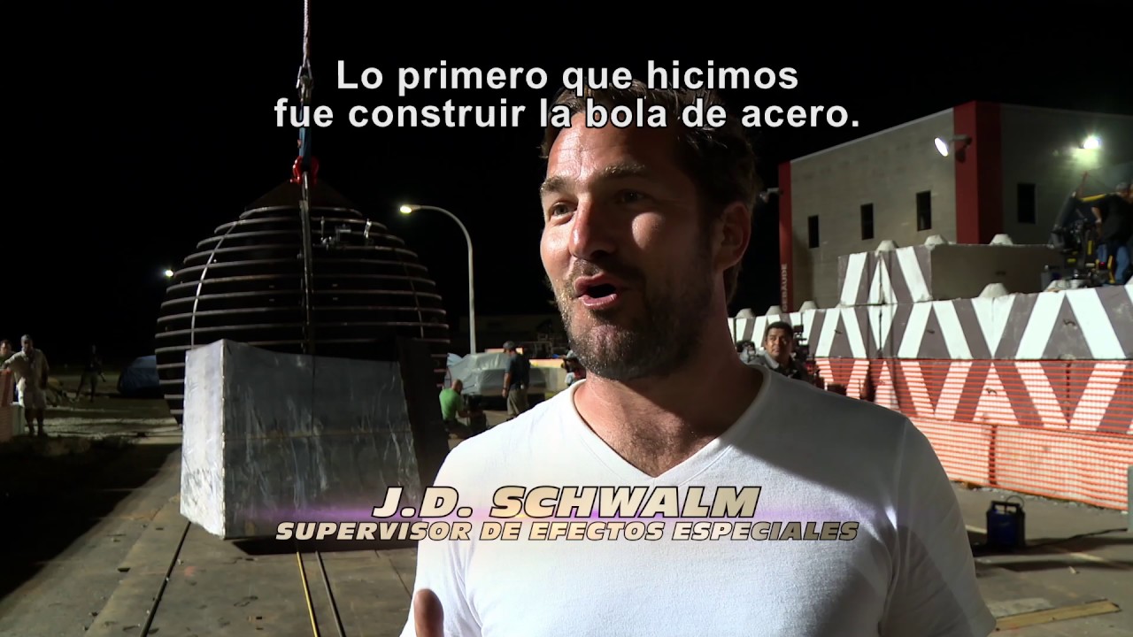 Rápidos y Furiosos: Featurette Bola de Demolición