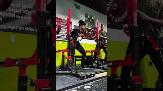 4001b x 1 squat #powerliftingmotivation #fitness #squat
