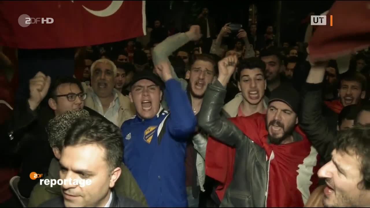 Erdogan Anhänger in Deutschland - Eine Bedrohung für unser Land?