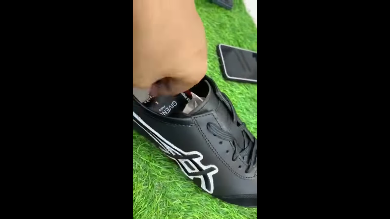 ONITSUKA Givenchy tiger YouTube