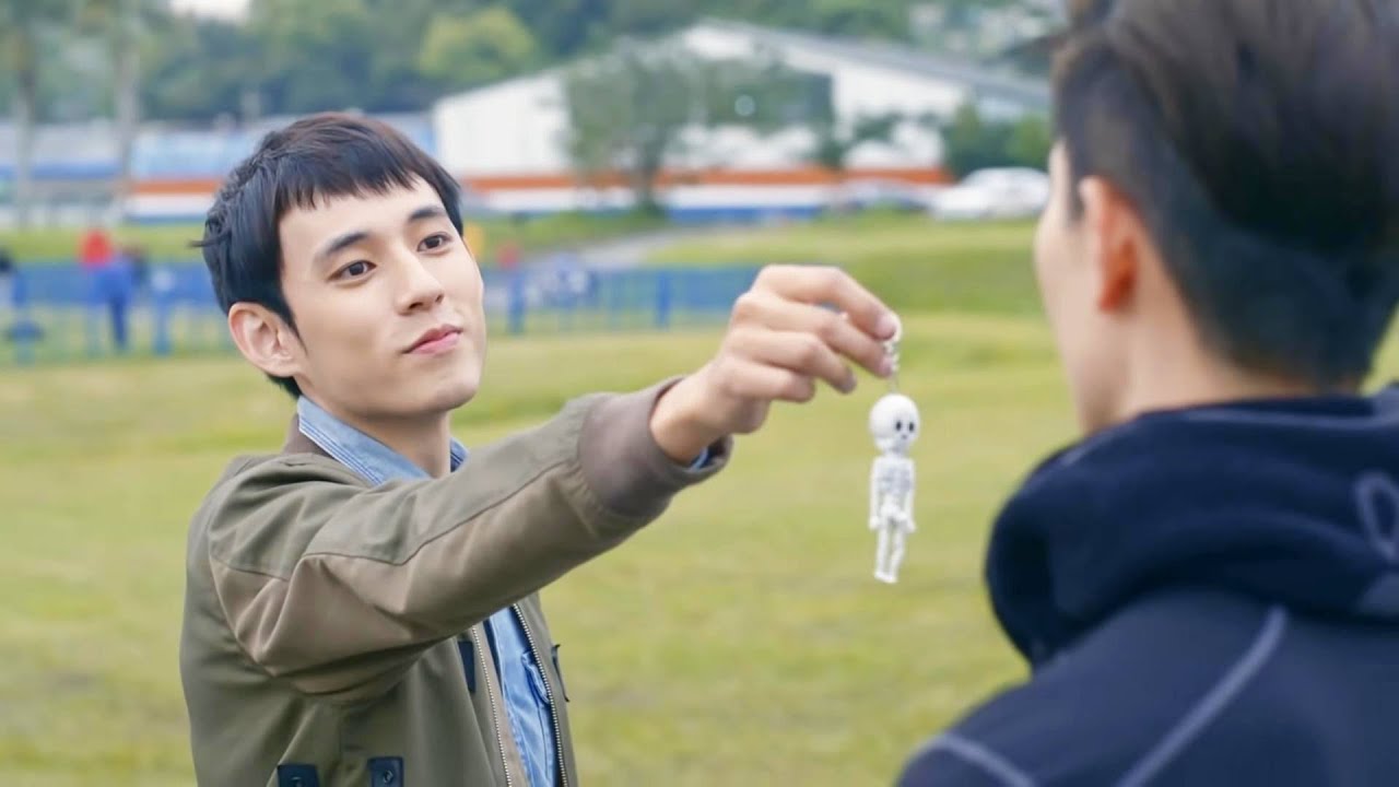 警察受對黑幫攻展開強勢追求，黑幫攻逐漸淪陷！