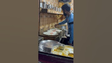 #Street style dosa at Vishwanath temple banaras Hindu university #streetfood #food #bhu #university