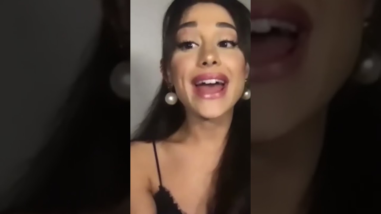 Ariana Grande talks about her hand after signing all the CDs