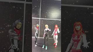 Golden Spiders gwenstacy maryjane silk toyphotography kpopdemonhunters golden