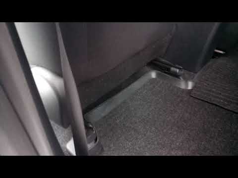 Люфт водительского сидении королла 150