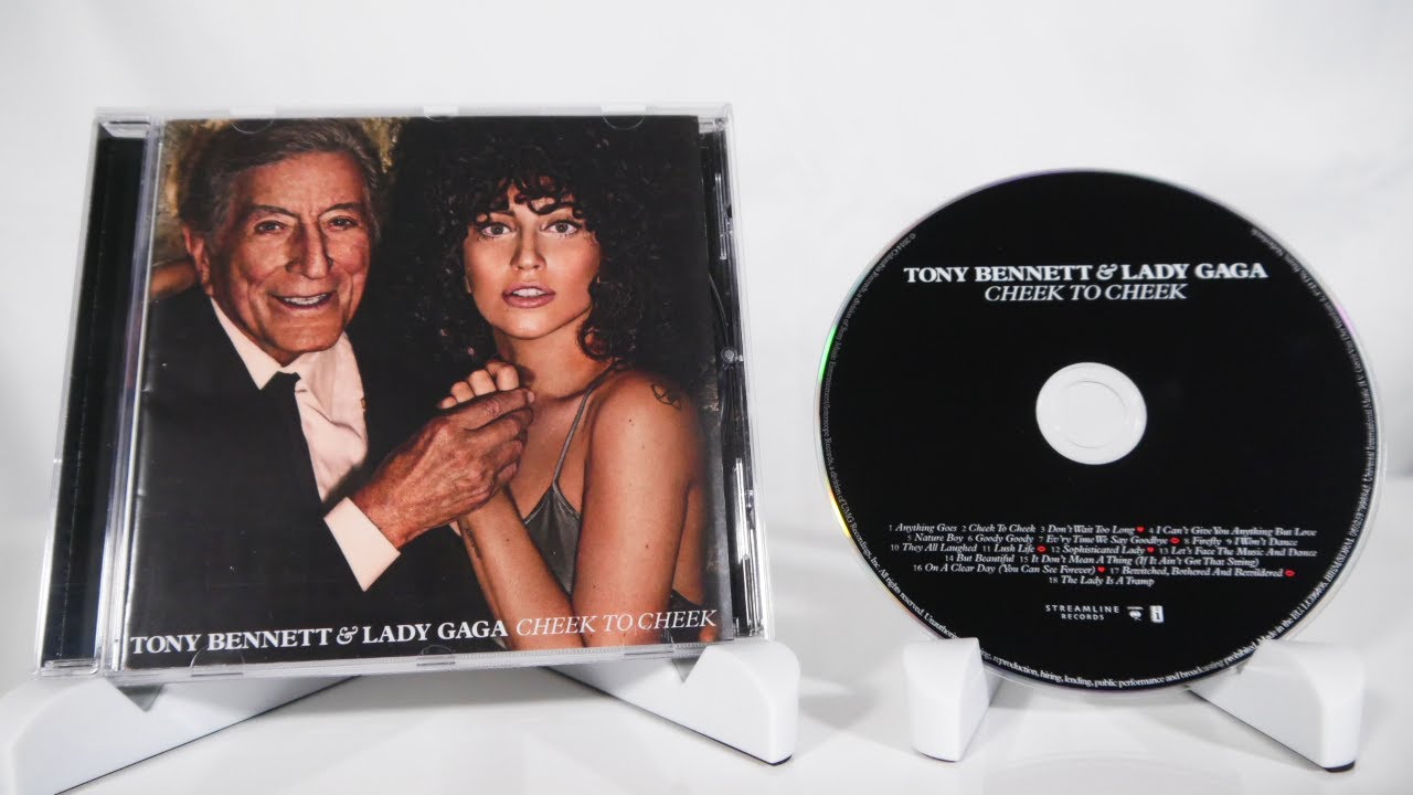 Tony Bennett & Lady Gaga - Cheek To Cheek CD Unboxing - YouTube