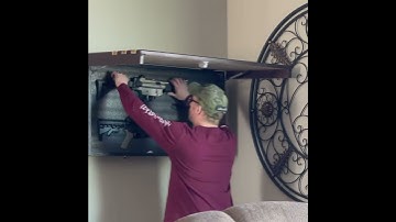 1776 Flip up concealment flag in action