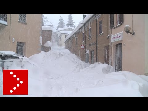 La nevicata eccezionale del 2012: Novafeltria (Rimini) sommersa da 3 metri di neve