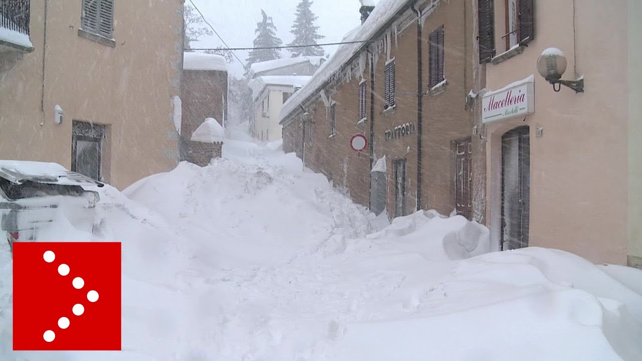 La nevicata eccezionale del 2012: Novafeltria (Rimini) sommersa da 3 metri di neve