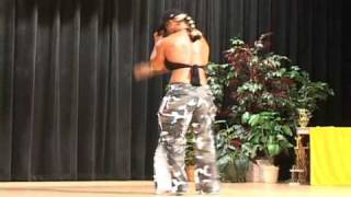 Big Kris Murrell Guest Posing at Ancient City Classic 2007